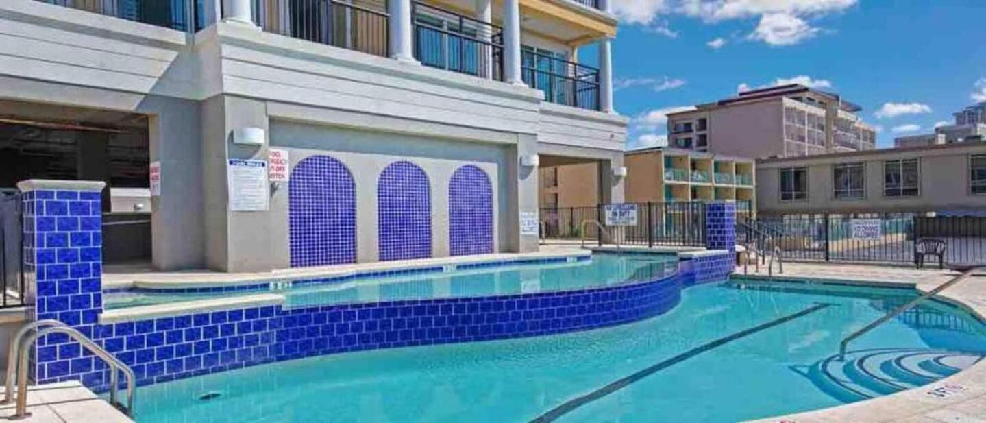 Bali Bay Resort Myrtle Beach Exterior photo